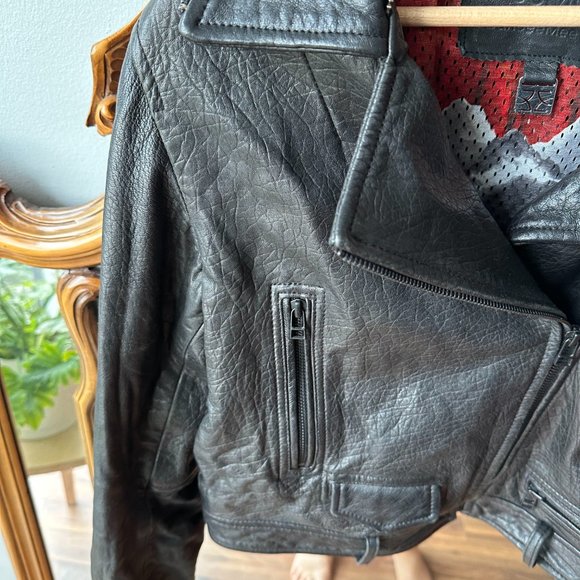 Cropped Motorcycle Black Leather Jacket - Picture 2 of 16